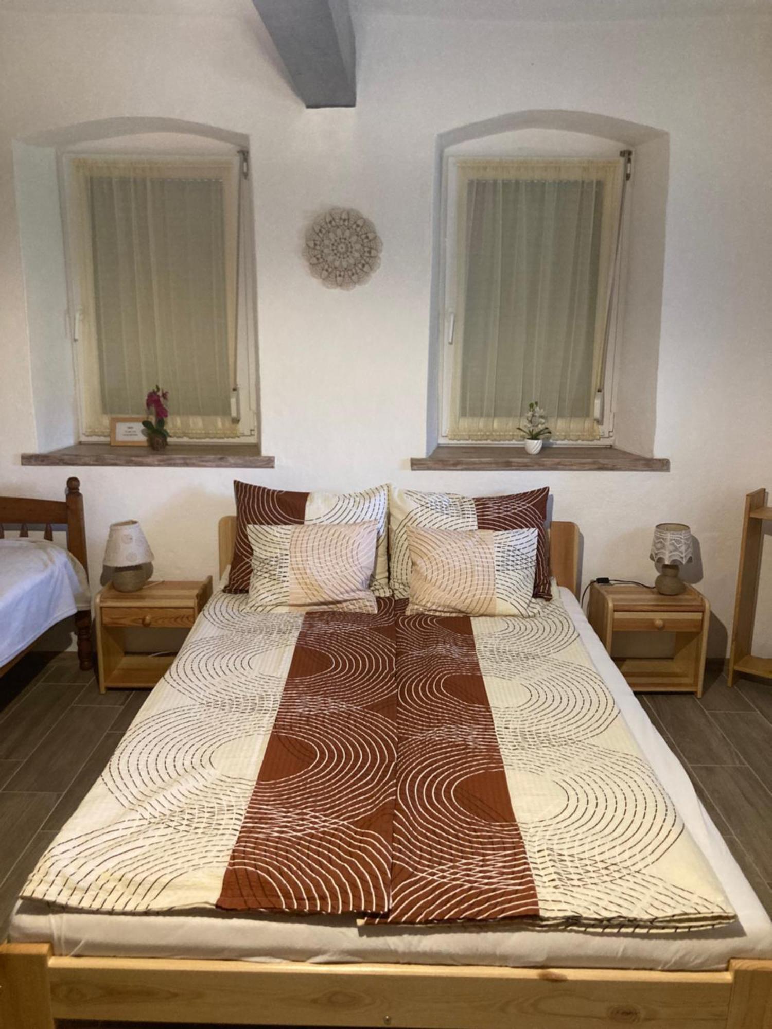 Tiszavirag Vendeghaz Apartment Tiszacsege Ngoại thất bức ảnh